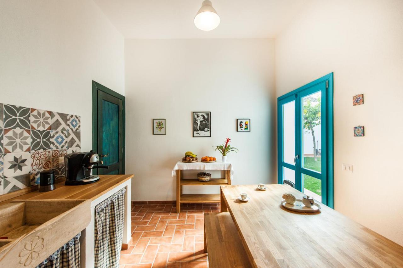 B&B-Le Rondini มอนเซร์ราโต ภายนอก รูปภาพ